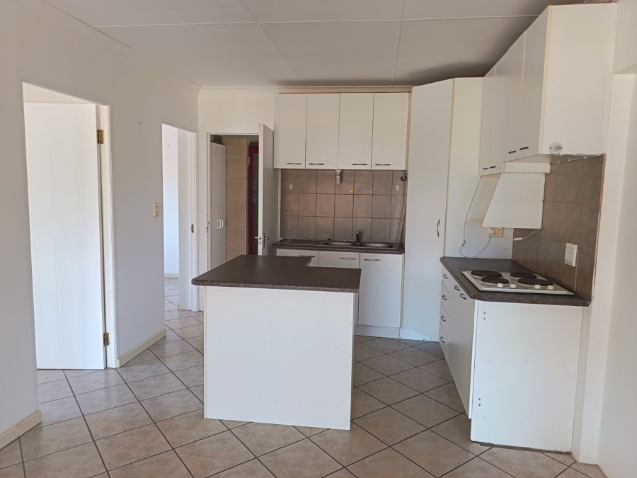 To Let 2 Bedroom Property for Rent in Wavecrest Eastern Cape